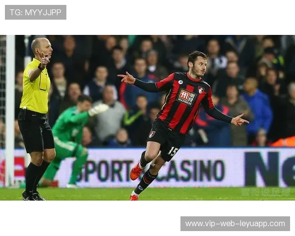 伯恩茅斯防线保持紧凑