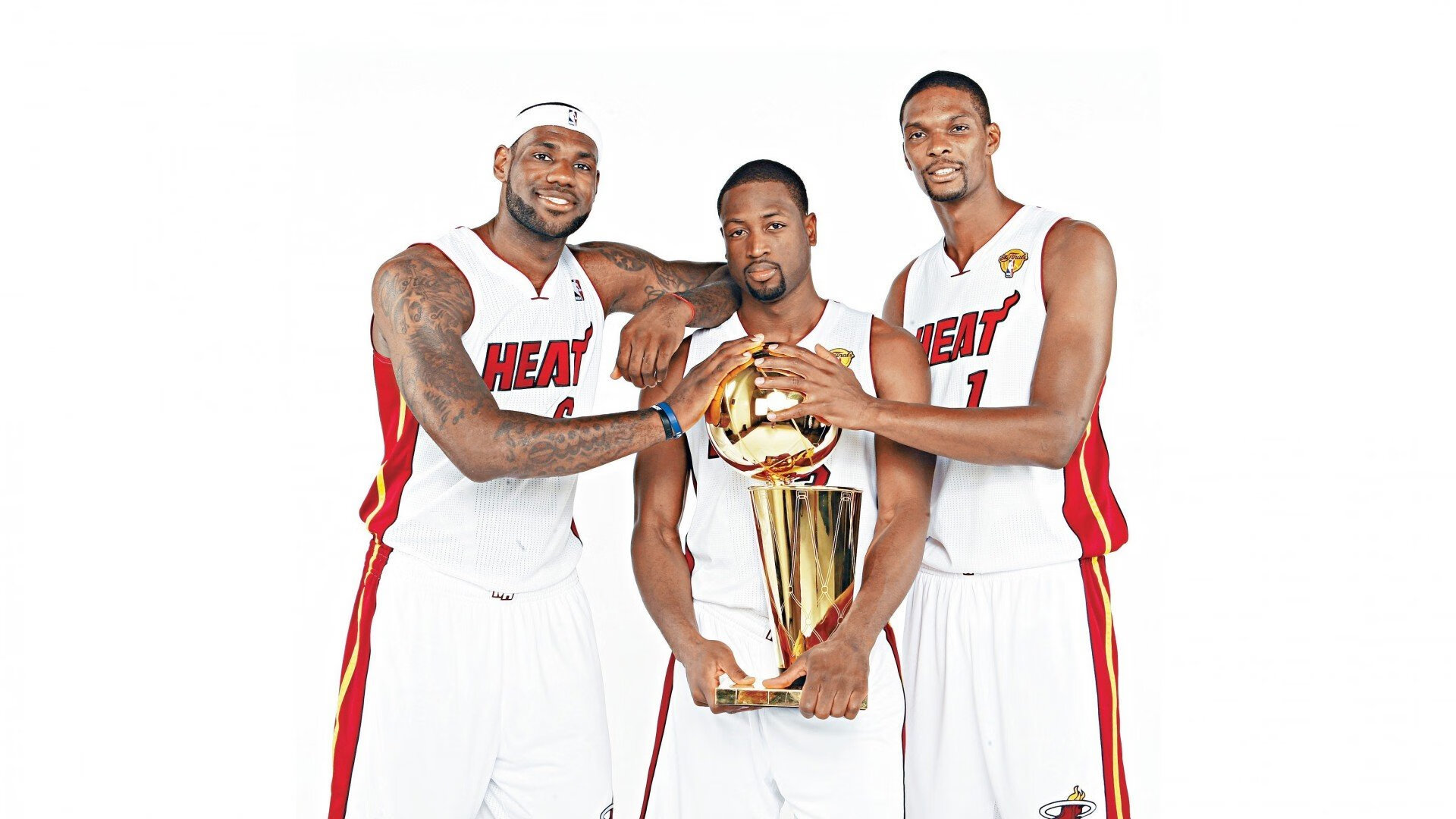 媒体融合趋势推动体育新闻内容创新,新媒体时代的体育新闻传播